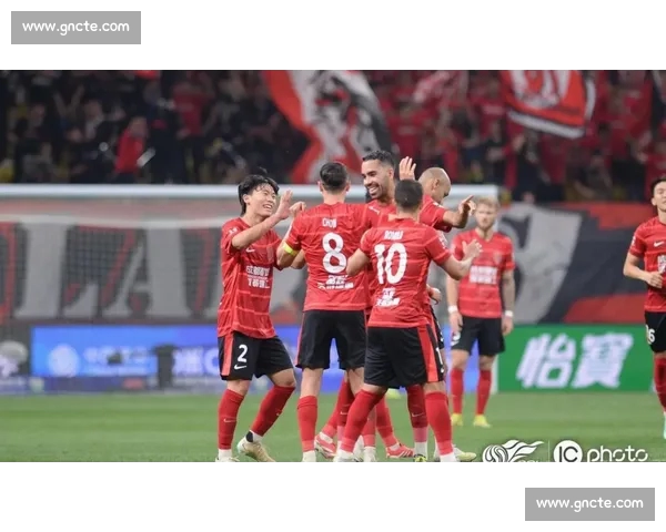 新赛季多项顶级体育赛事激战正酣焦点对决引发全球球迷热议持续升温